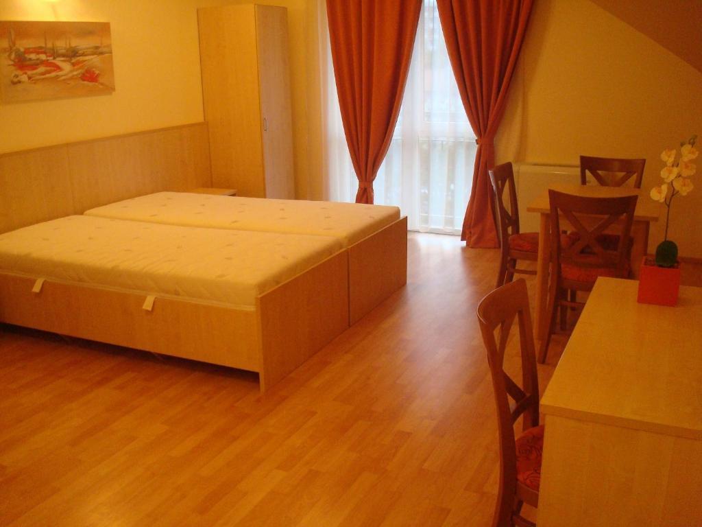 Carpe Diem Apartment Hajdúszoboszló Pokoj fotografie