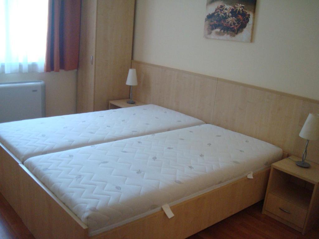 Carpe Diem Apartment Hajdúszoboszló Pokoj fotografie