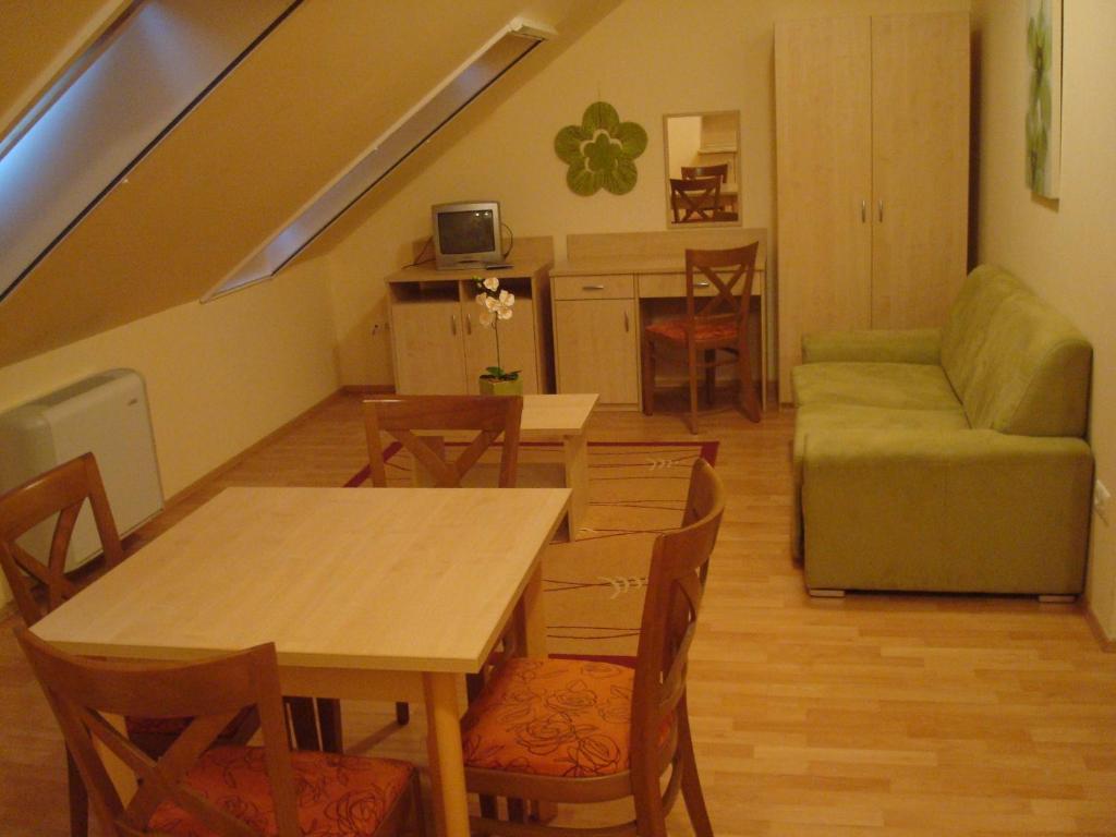 Carpe Diem Apartment Hajdúszoboszló Pokoj fotografie